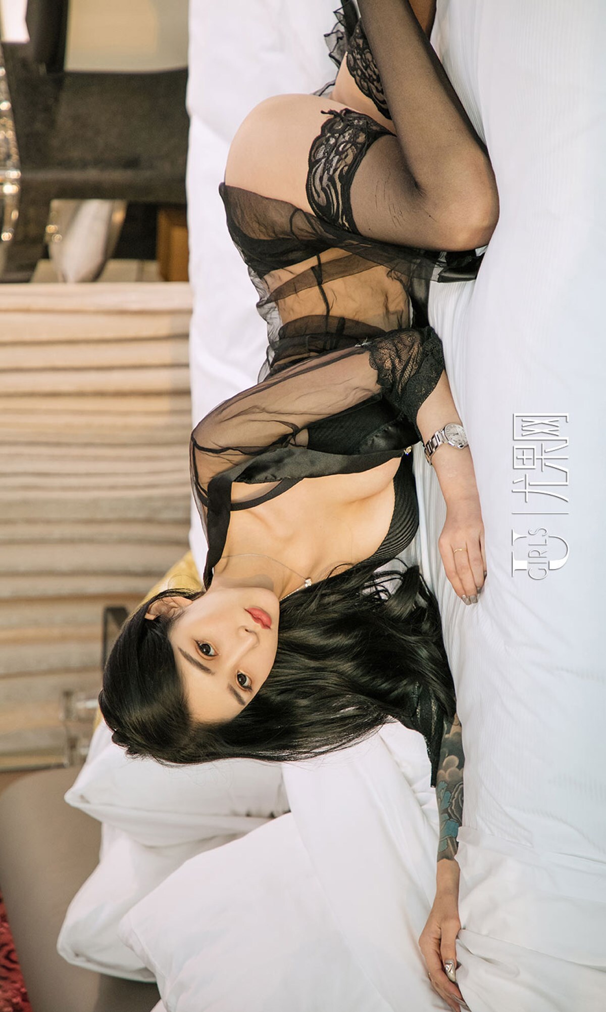 [爱尤物]2018APP NO.1237 彩虹一元气闪闪